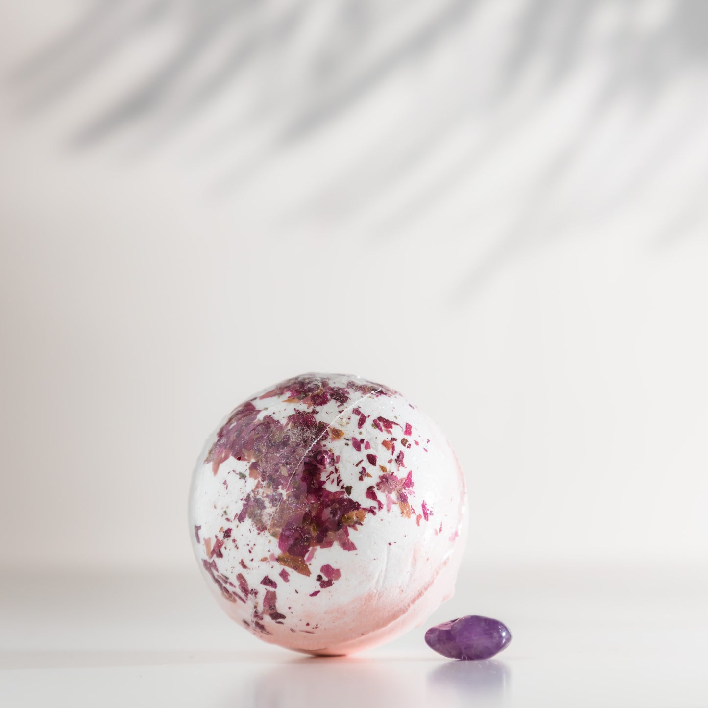 LWK Bath bomb surprise crystal, amethyst, rose petal, rose scent, tumble stone